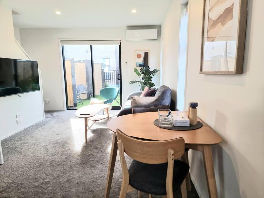 Vila Addington Townhouse 7 Mins Walk To Arena Christchurch Exteriér fotografie